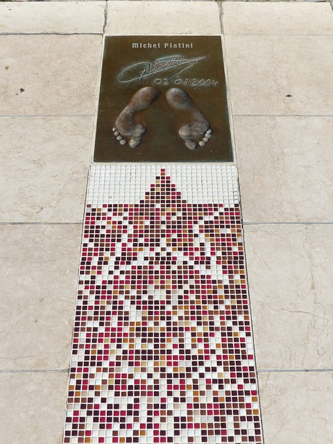 国的对抗中 国的对抗中